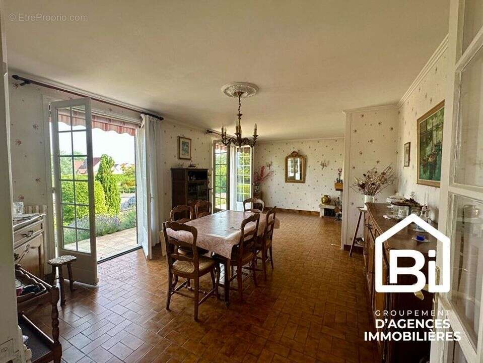 Maison à FRENOUVILLE