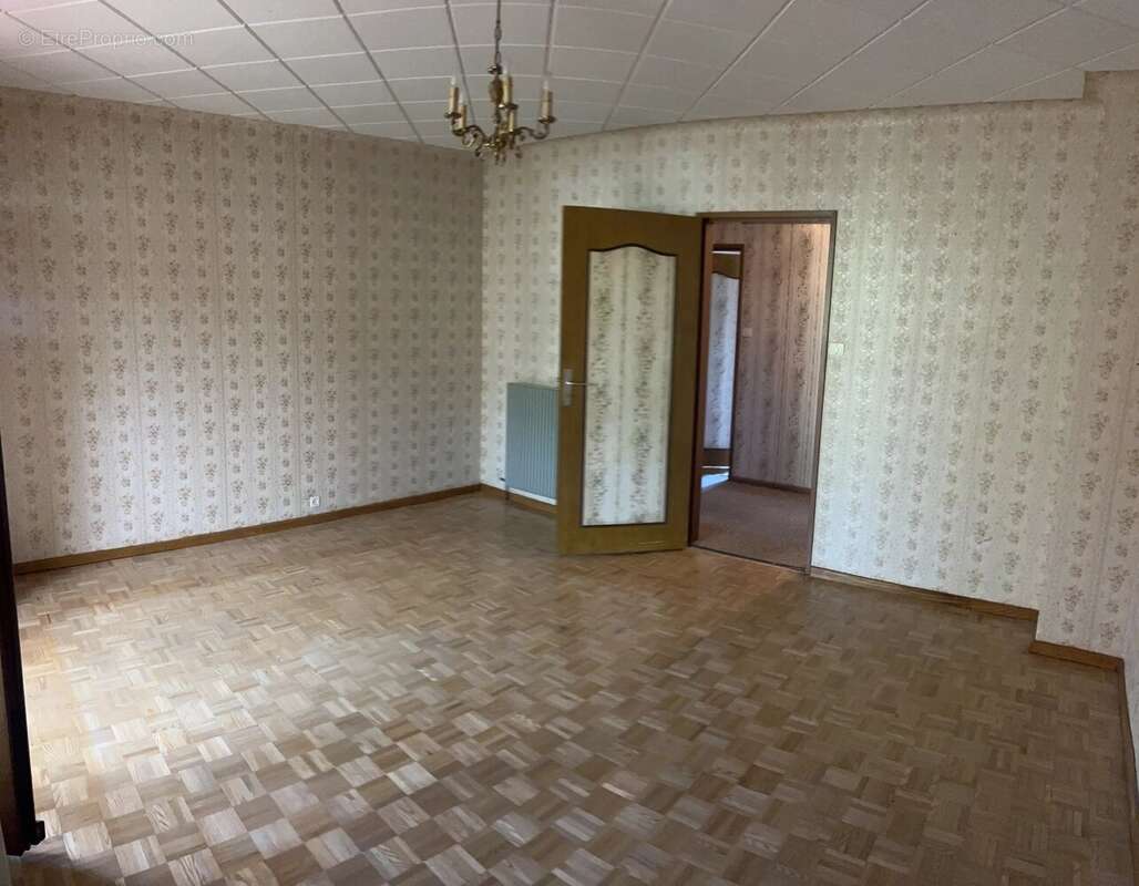 Maison à DANNEMARIE