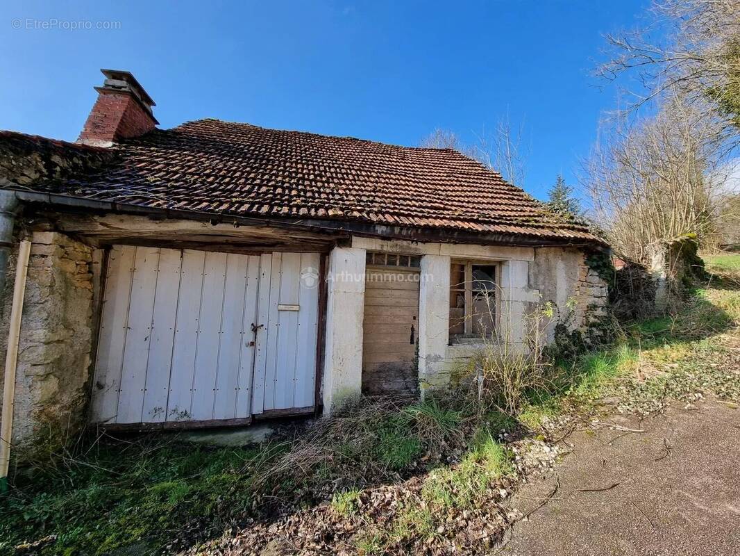 Maison à SOULAUCOURT-SUR-MOUZON