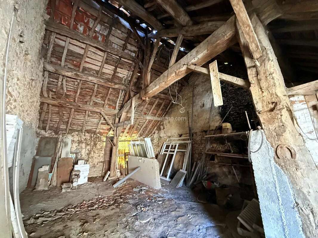 Maison à SOULAUCOURT-SUR-MOUZON