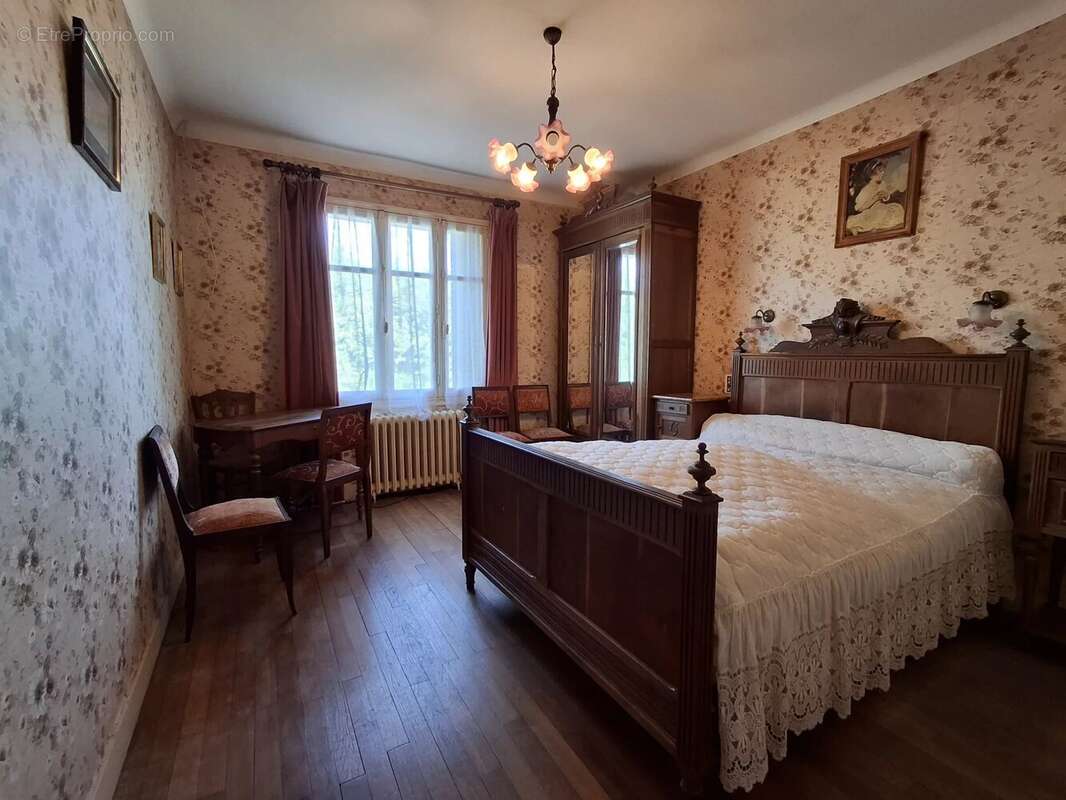 Maison à BUSSIERE-POITEVINE