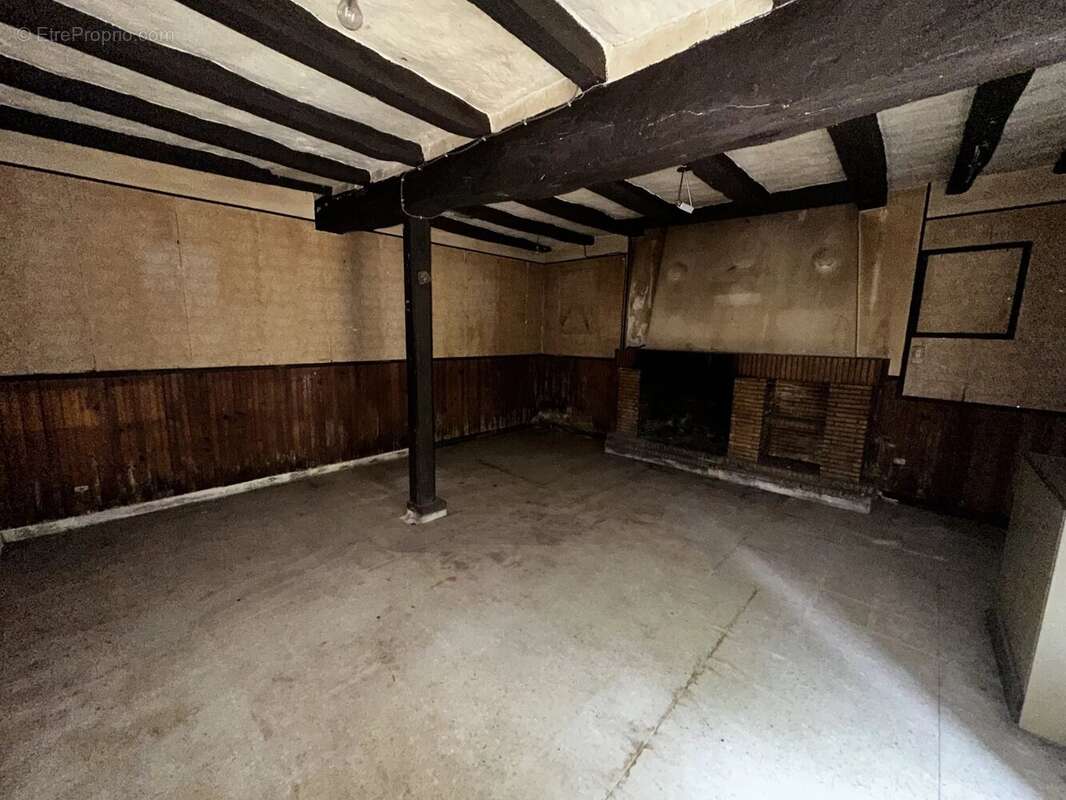 Maison à CONTINVOIR