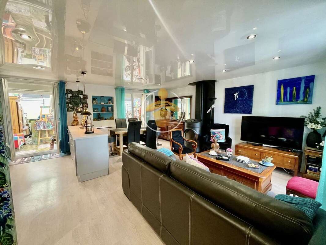 Maison à FRIERES-FAILLOUEL