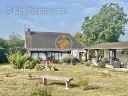 Maison à FRIERES-FAILLOUEL