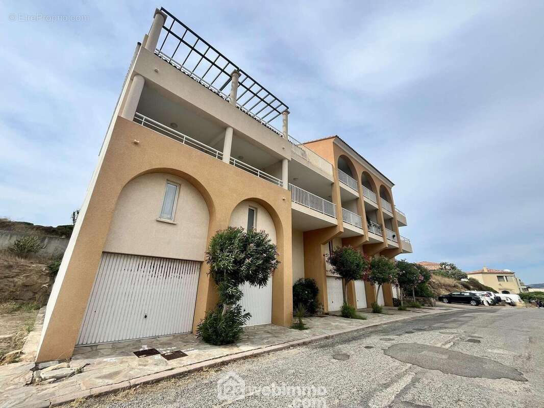 Appartement à CALVI