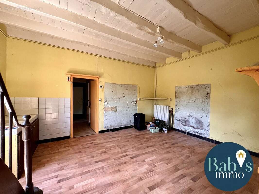 Maison à LACAPELLE-MARIVAL