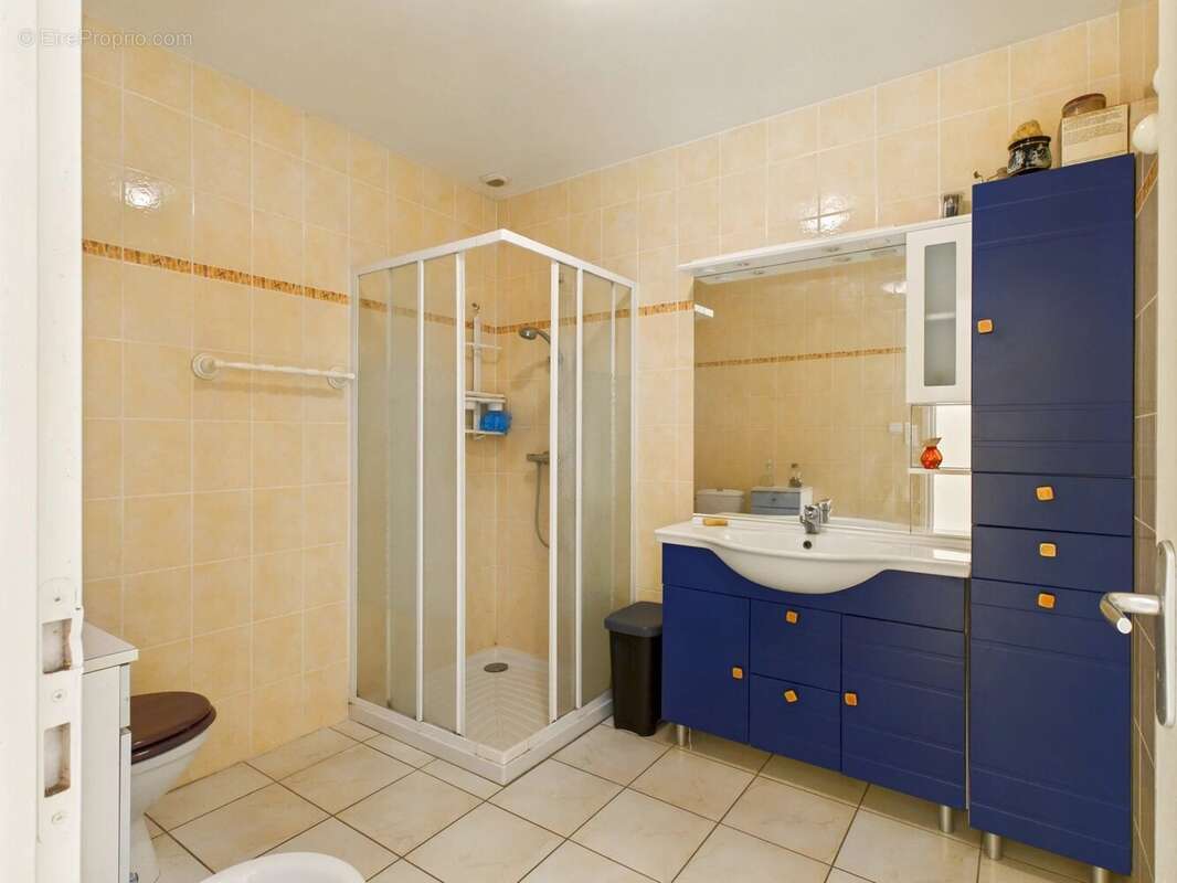 Maison à CHEF-BOUTONNE