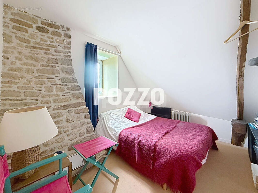 Maison à SAINT-PIERRE-LANGERS