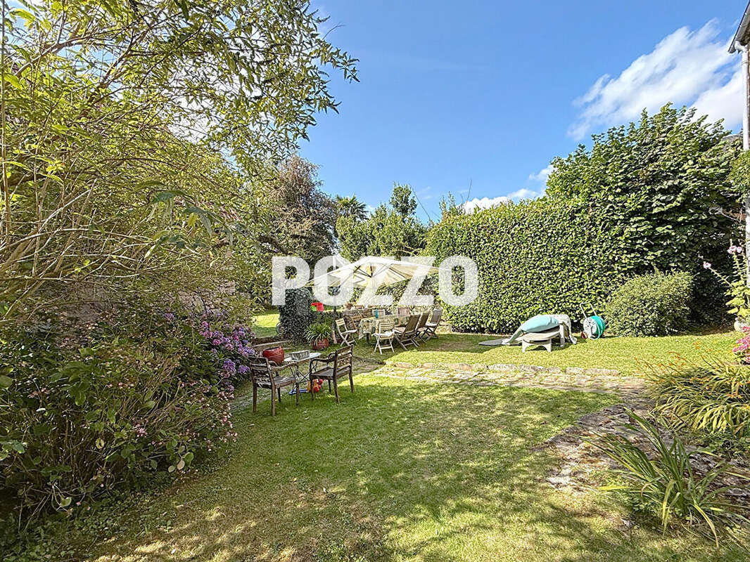 Maison à SAINT-PIERRE-LANGERS