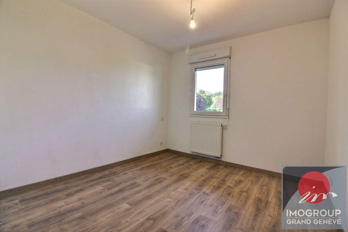 Appartement à CHEVRY