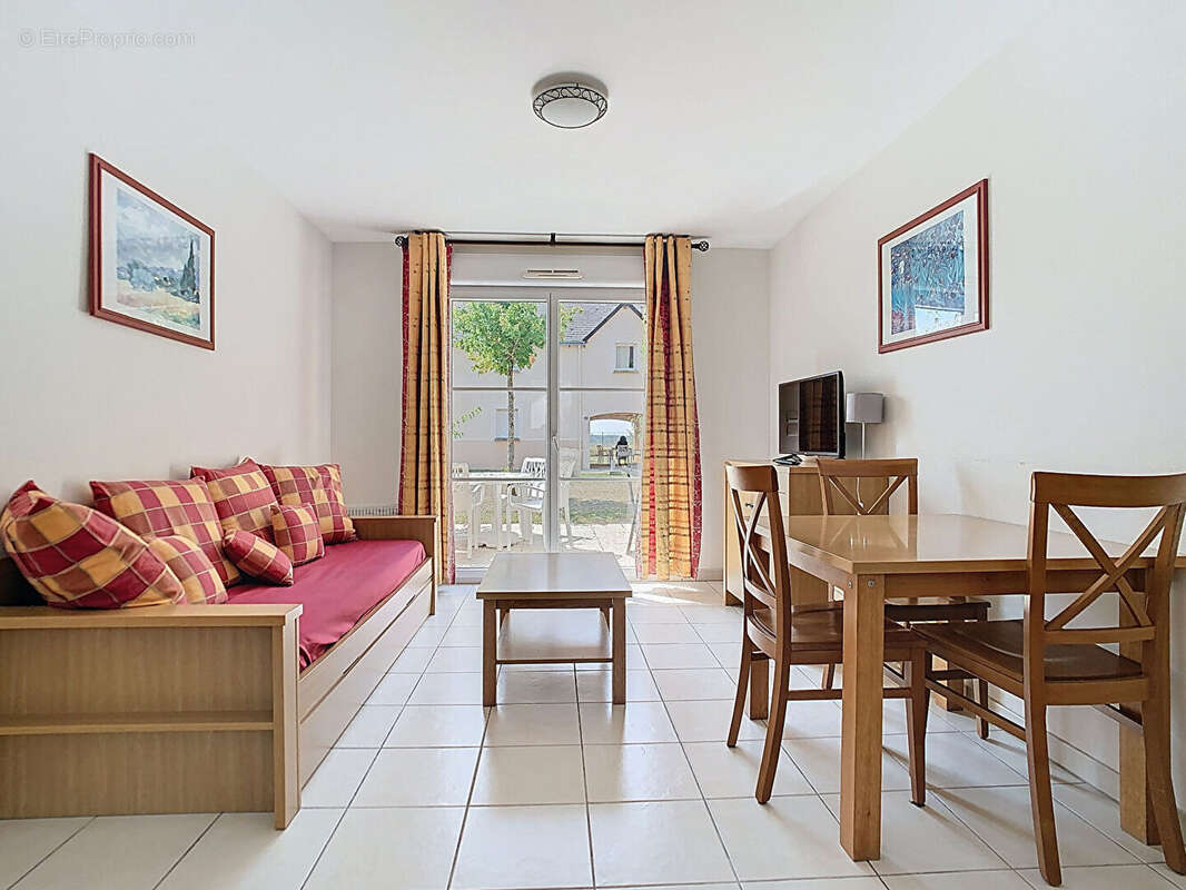 Appartement à AZAY-LE-RIDEAU