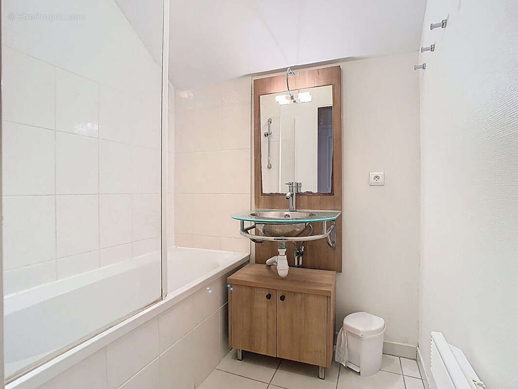 Appartement à AZAY-LE-RIDEAU