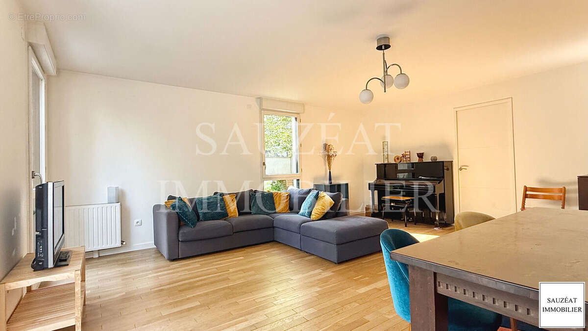 Appartement à BAGNEUX