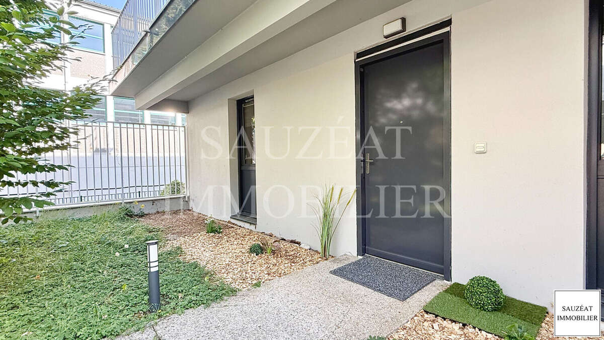 Appartement à BAGNEUX