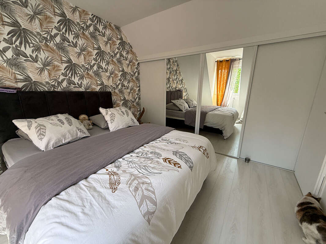 Maison à SAINT-AMAND-LONGPRE