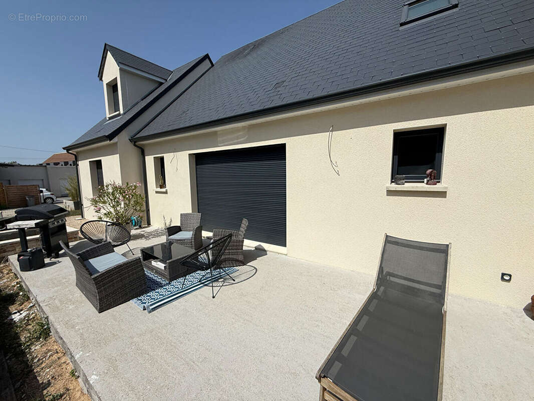 Maison à SAINT-AMAND-LONGPRE