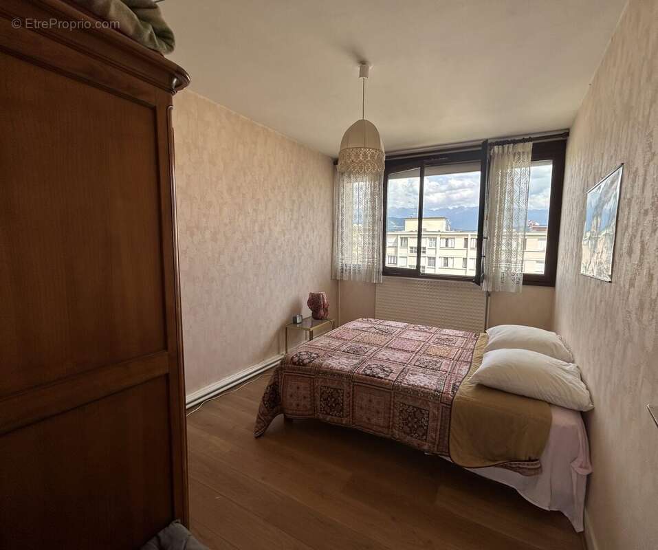 Appartement à ECHIROLLES