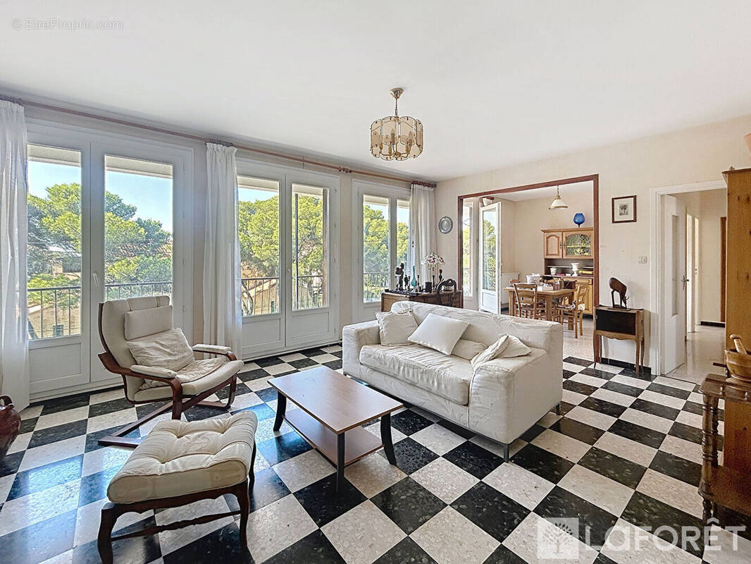 Appartement à SAUSSET-LES-PINS