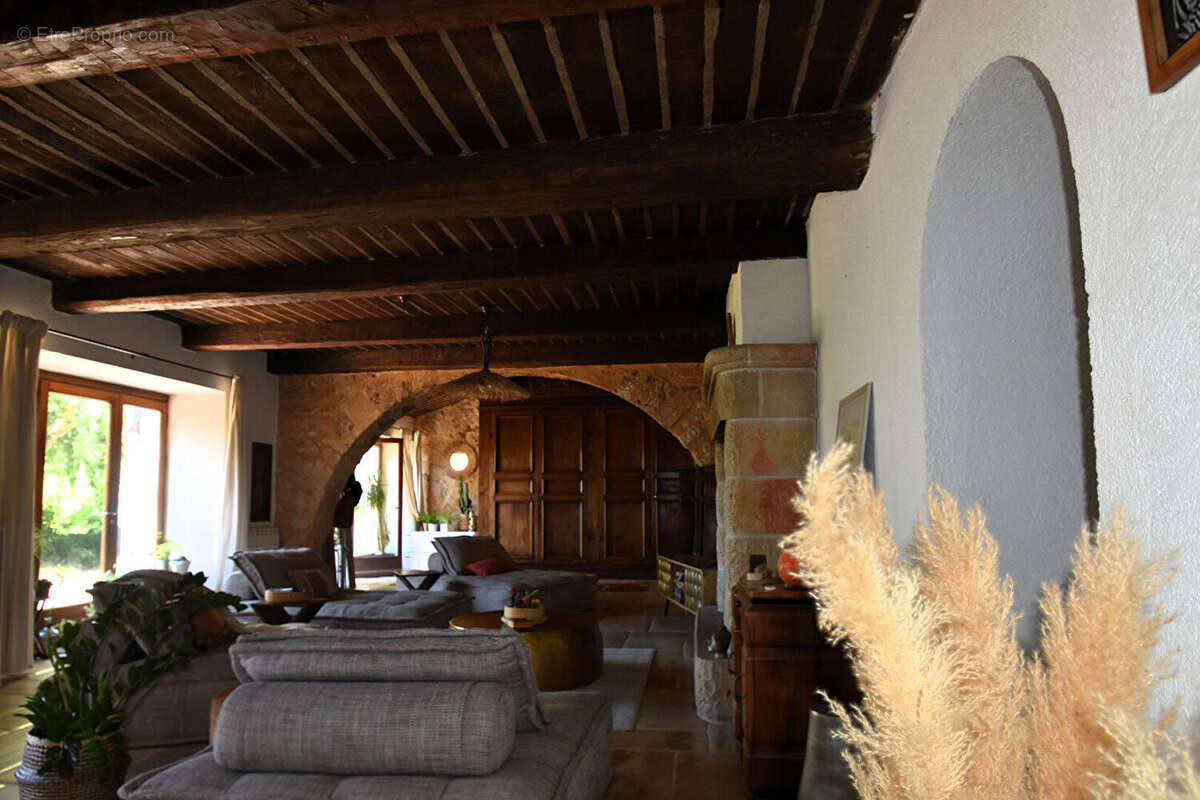 Maison à MONTAUROUX