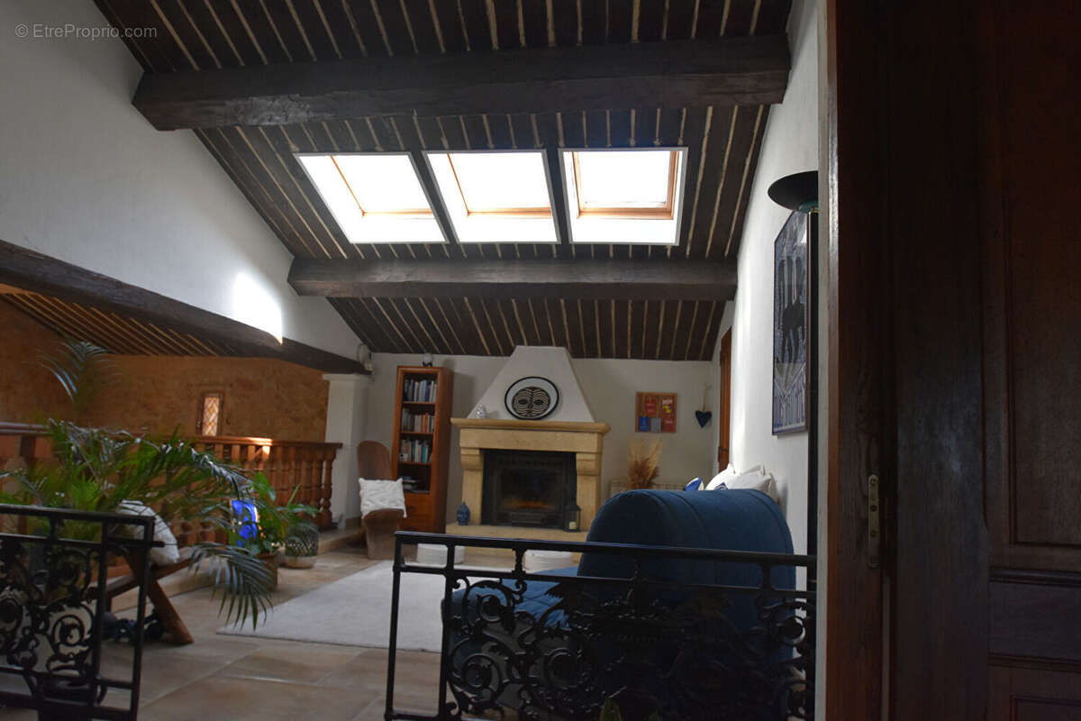 Maison à MONTAUROUX