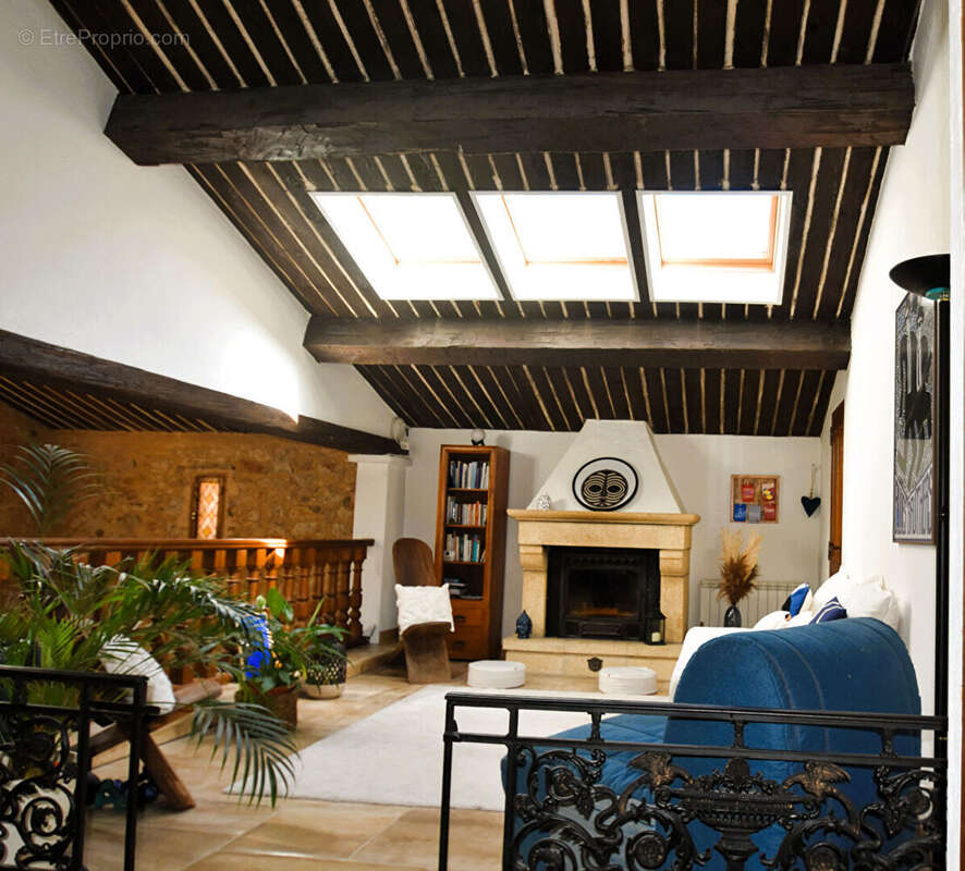 Maison à MONTAUROUX