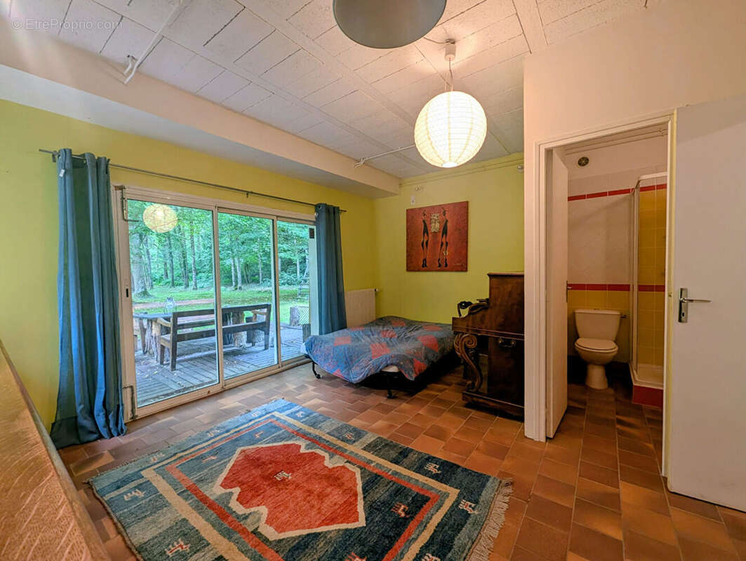 Maison à MILLY-LA-FORET