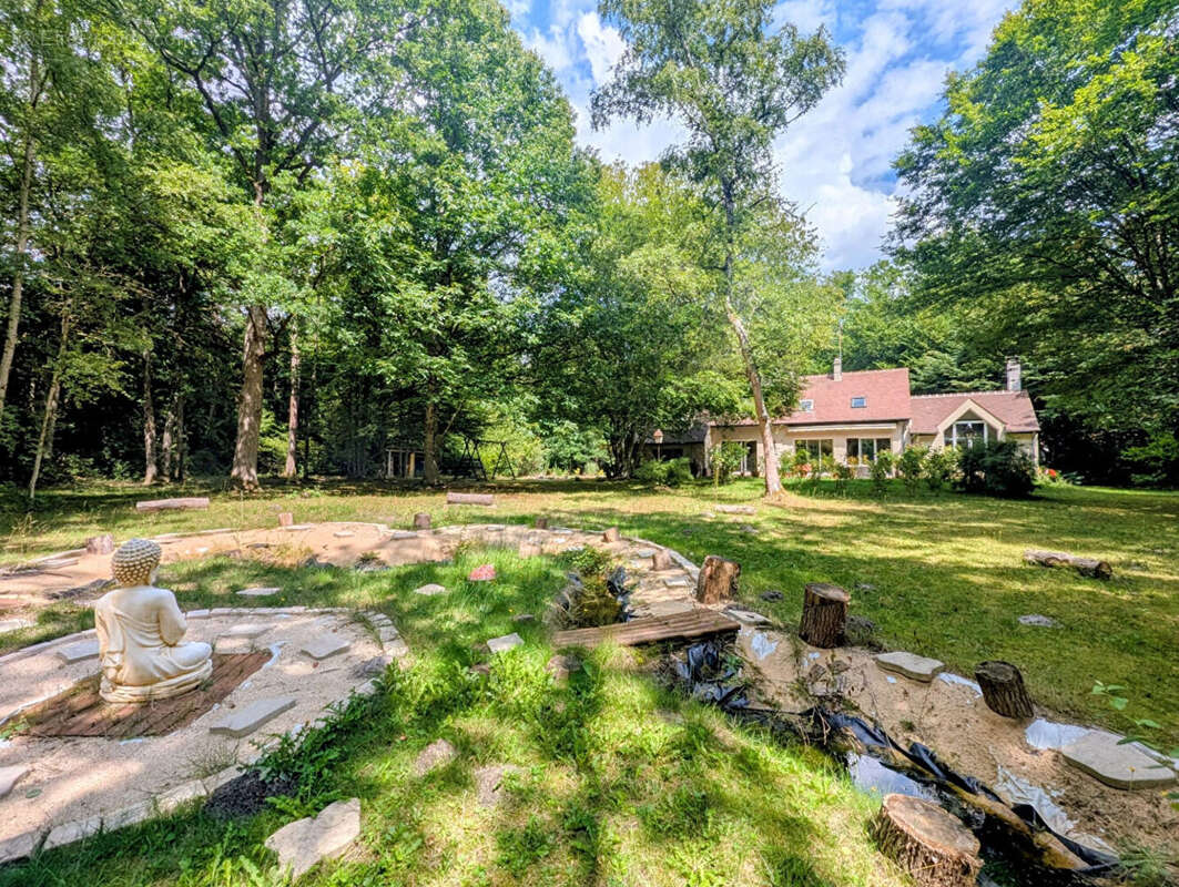 Maison à MILLY-LA-FORET