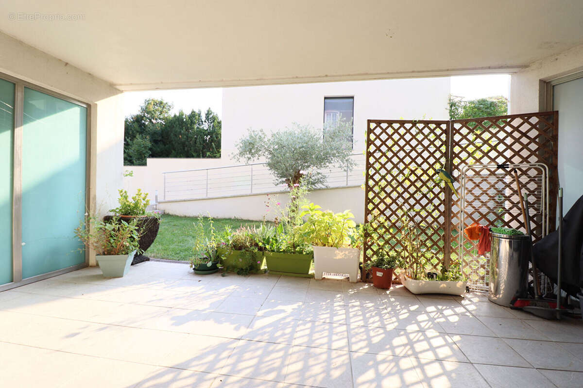 Appartement à MAREIL-MARLY