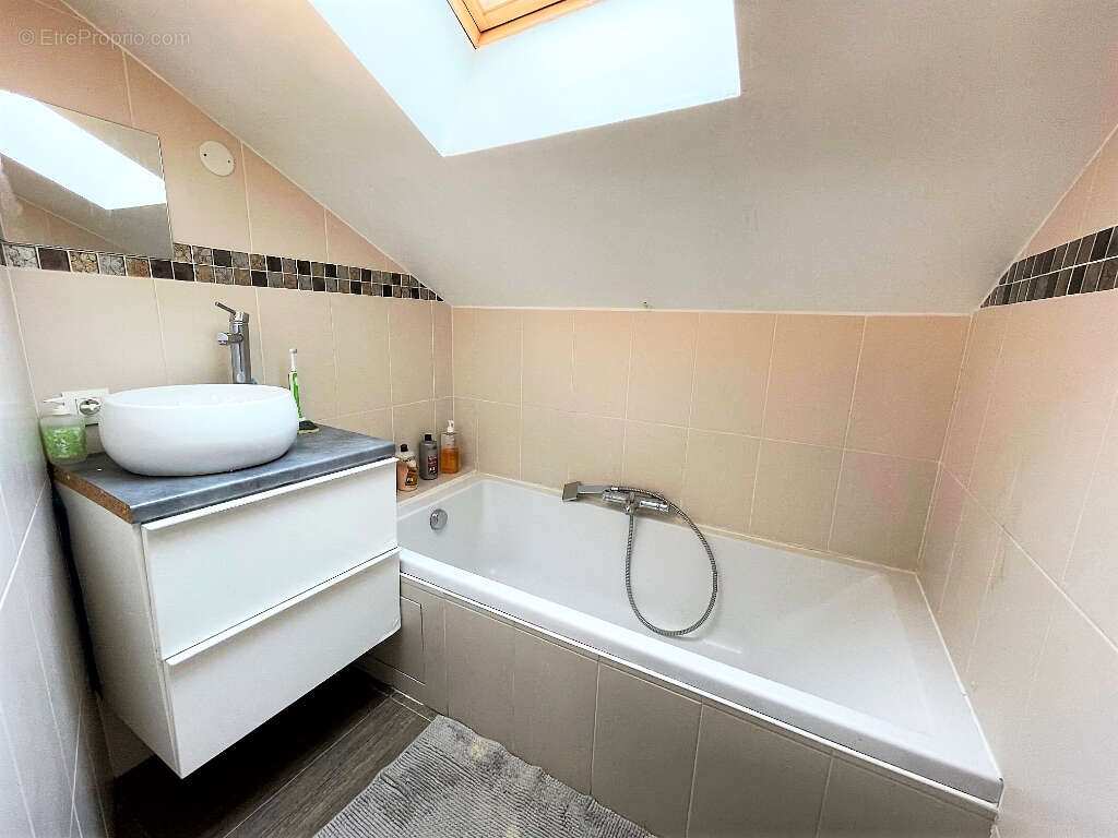 Maison à SAINT-LEU-LA-FORET