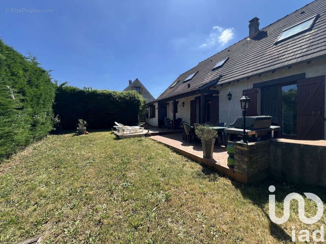 Photo 8 - Maison à SAINTRY-SUR-SEINE