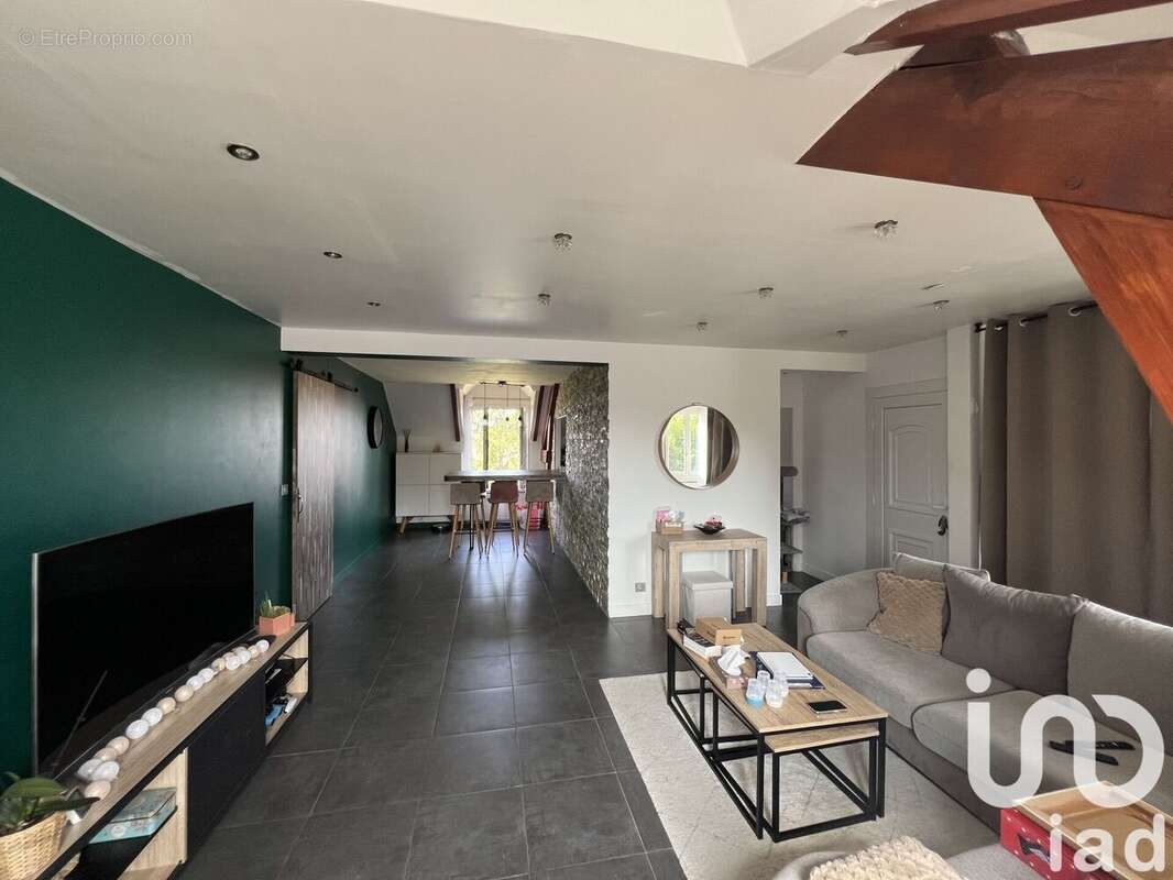 Photo 4 - Appartement à SAINTRY-SUR-SEINE