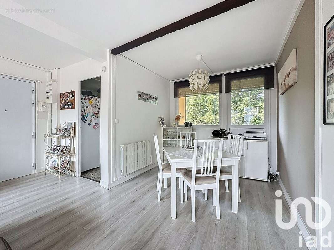 Photo 3 - Appartement à CORBEIL-ESSONNES