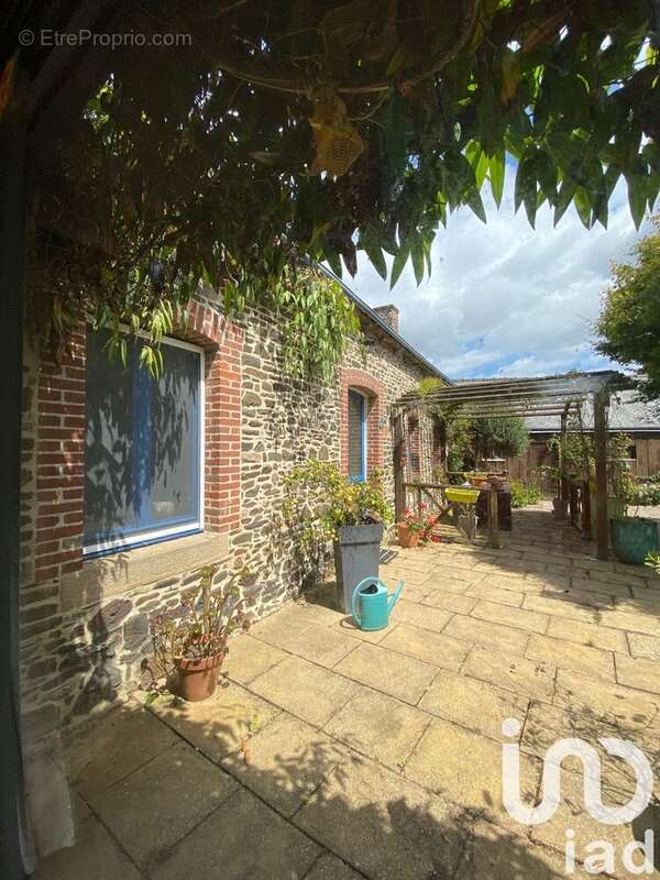 Photo 2 - Maison à QUEMPER-GUEZENNEC