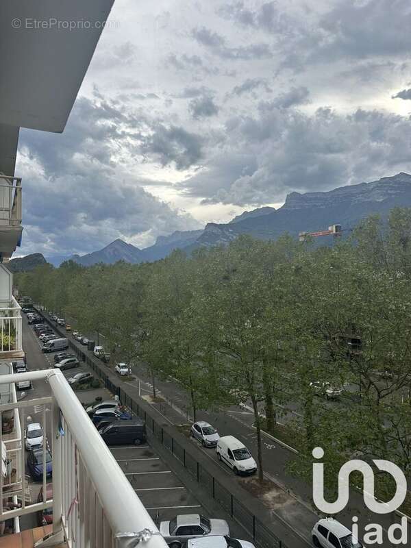 Photo 3 - Appartement à LE PONT-DE-CLAIX