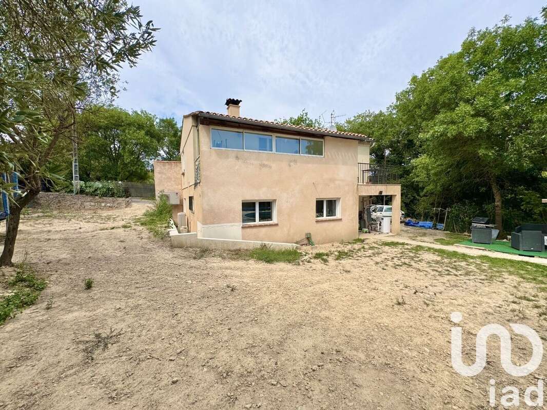 Photo 4 - Maison à TOURVES