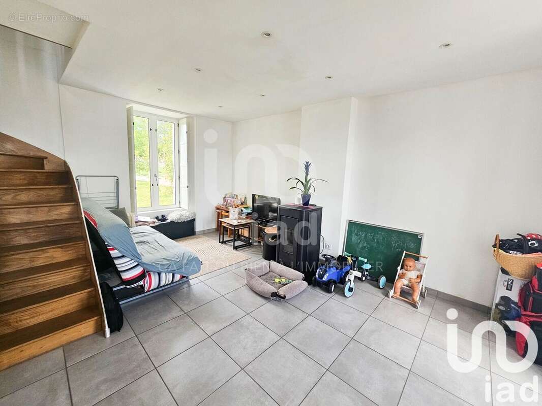 Photo 8 - Maison à SAINT-MEEN-LE-GRAND