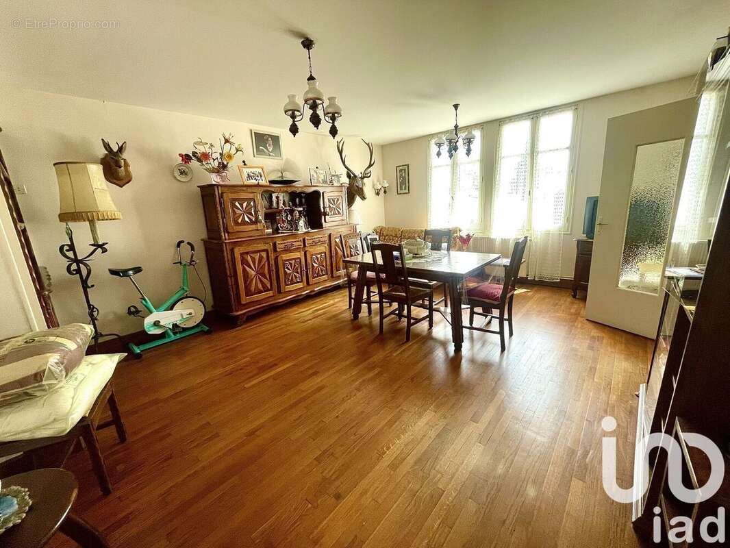 Photo 3 - Maison à LATHUS-SAINT-REMY