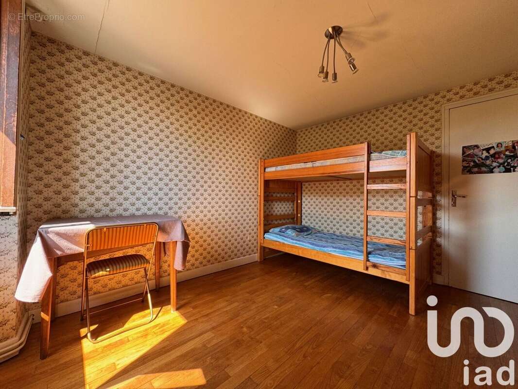 Photo 8 - Maison à GLENAT