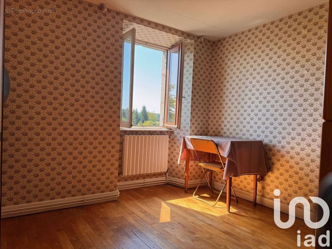 Photo 9 - Maison à GLENAT