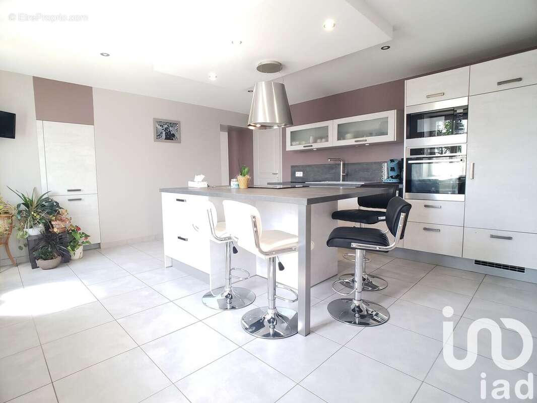 Photo 3 - Maison à LE GRAND-LUCE