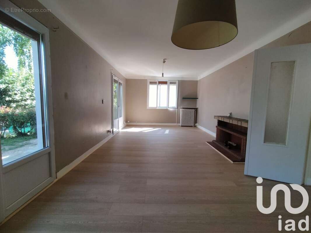 Photo 4 - Maison à CHAMPS-SUR-MARNE