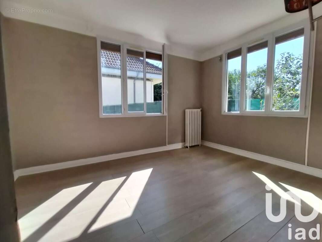 Photo 7 - Maison à CHAMPS-SUR-MARNE