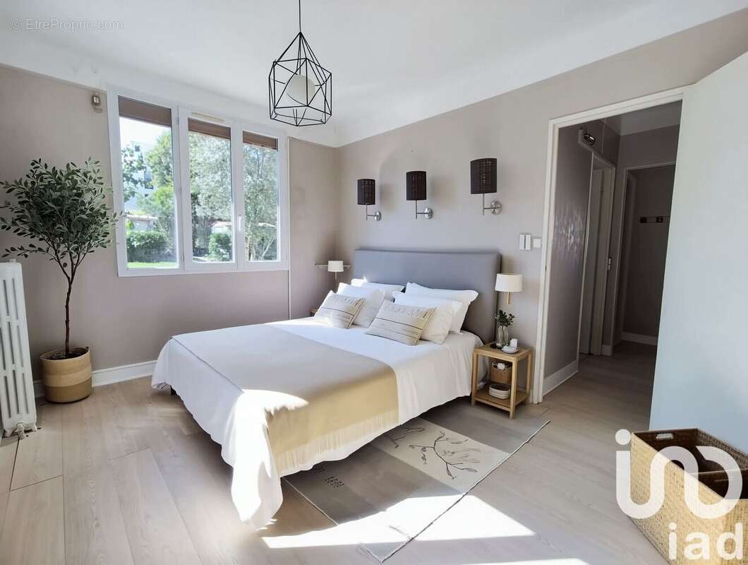 Photo 8 - Maison à CHAMPS-SUR-MARNE