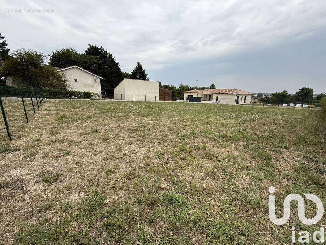 Photo 5 - Terrain à JONZAC