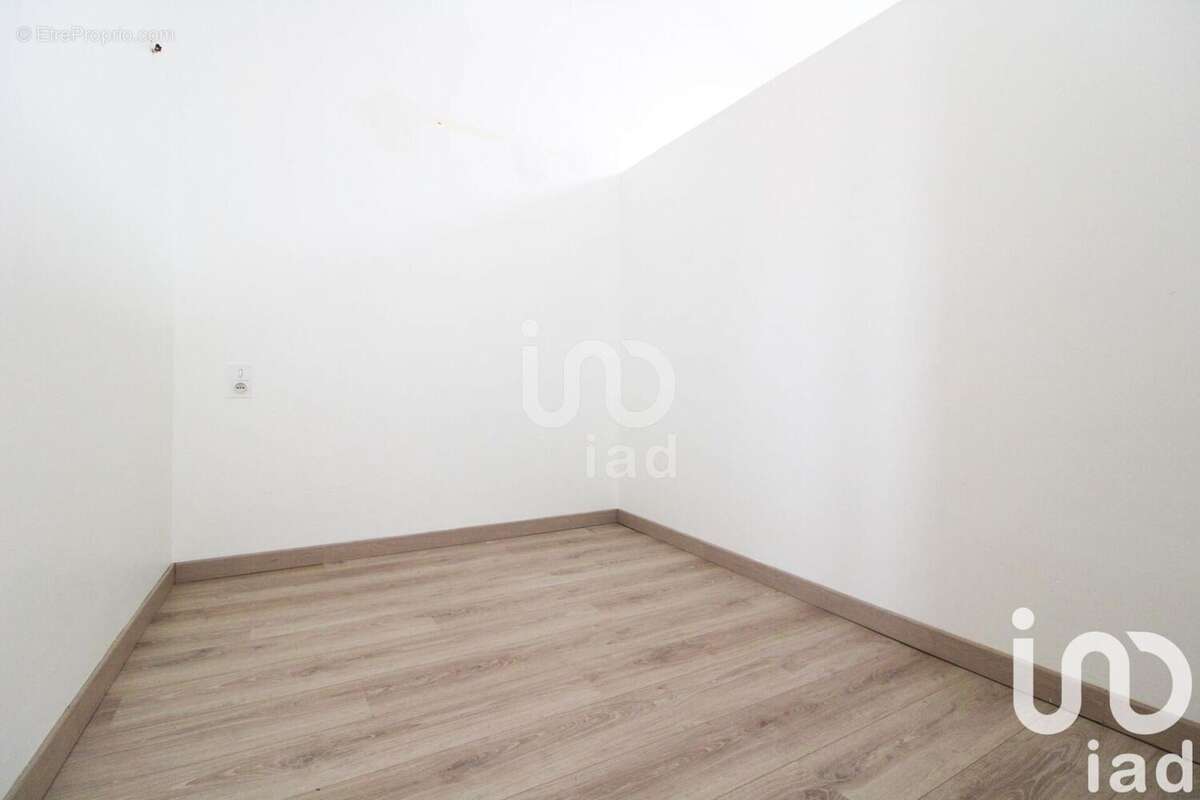 Photo 7 - Maison à SAINT-VICTOR-ET-MELVIEU