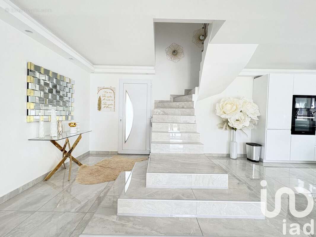 Photo 2 - Maison à SAINTE-EULALIE