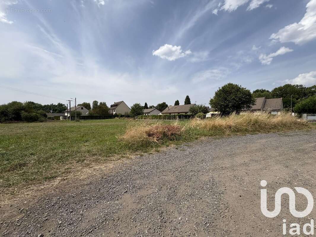 Photo 4 - Terrain à CHAMPAGNAC