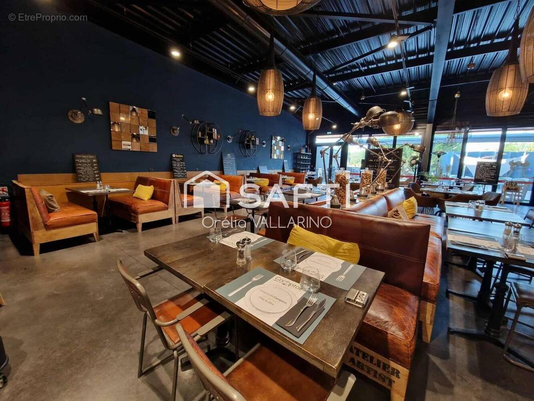 Photo 1 - Commerce à LES PEINTURES