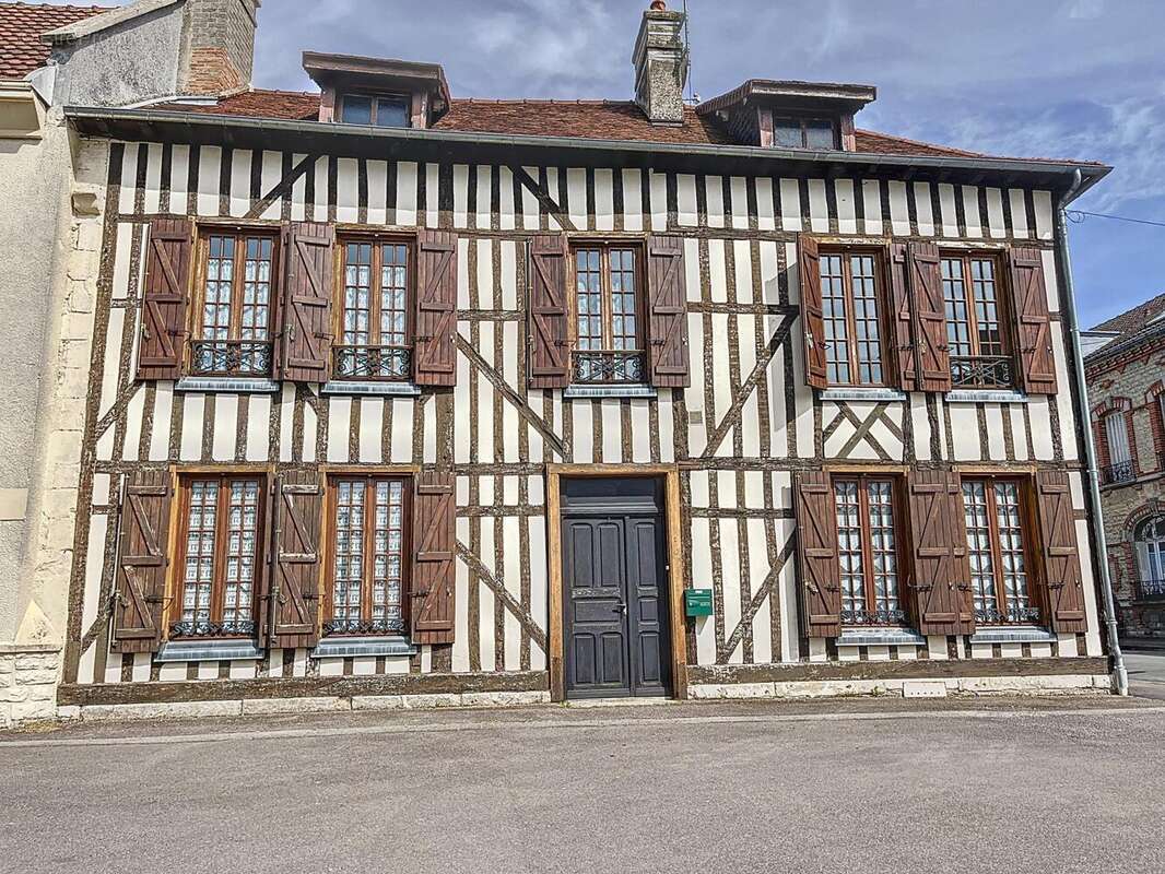 Photo 3 - Maison à ARCIS-SUR-AUBE