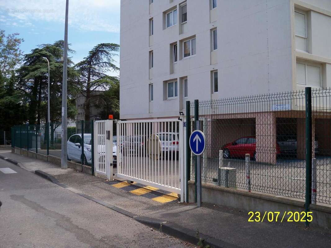 Photo 8 - Appartement à BAGNOLS-SUR-CEZE